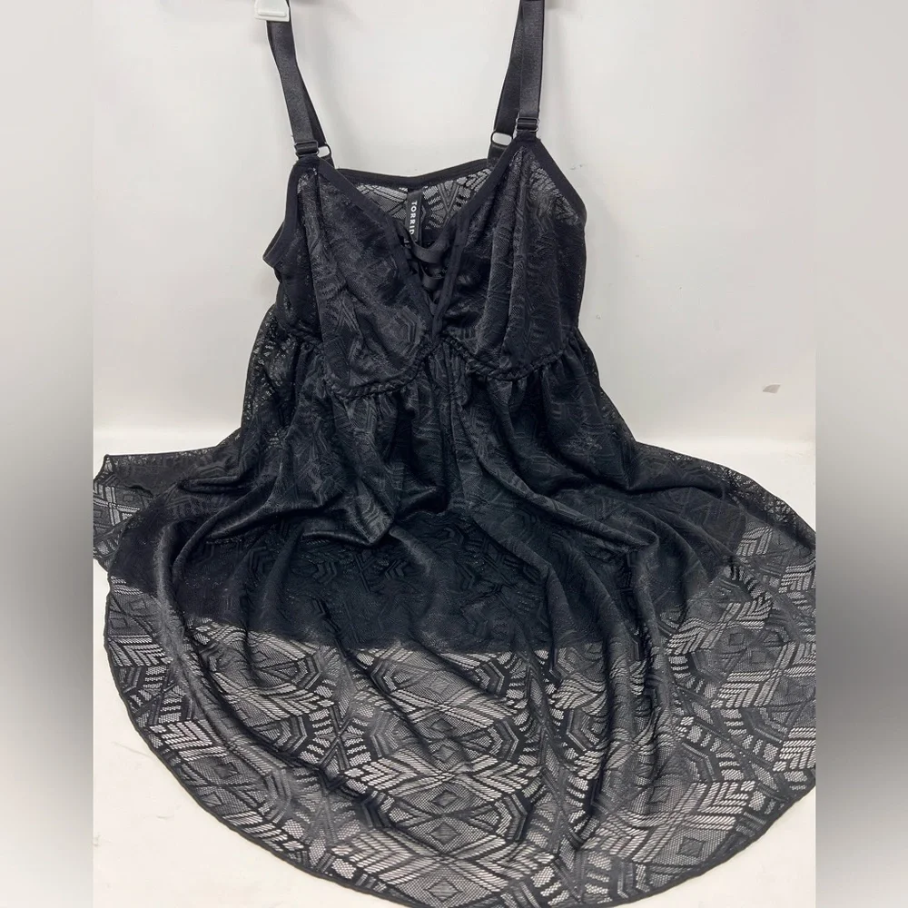 Torrid Black Lace Criss Cross Strappy V Neck Sheer Chemise Babydoll Top Size 10